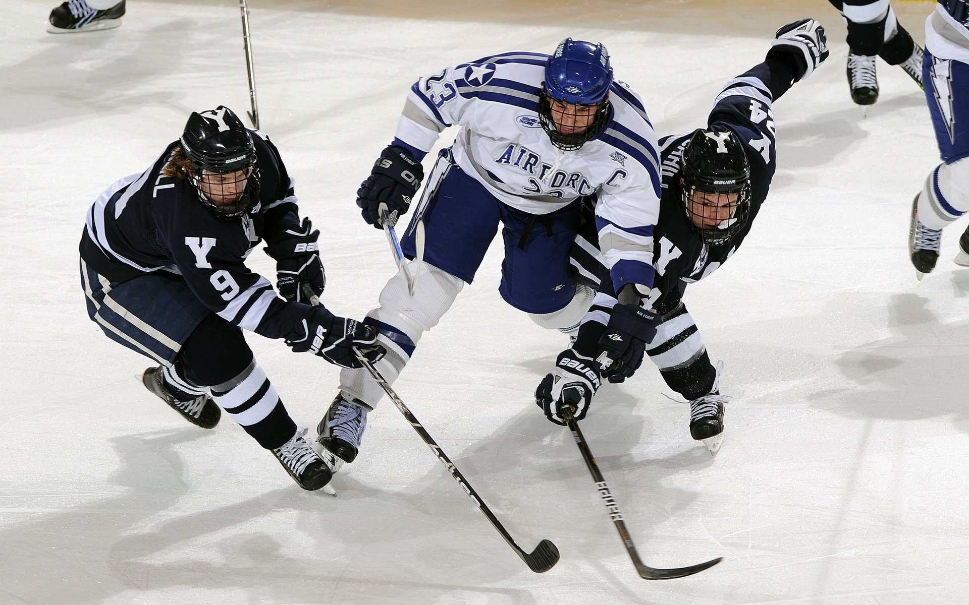 中国篮球联赛裁判员执法能力提升策略研究，篮球裁判工作